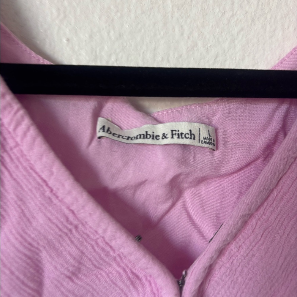 Abercrombie & Fitch // Knot Front Flutter Sleeve Pink Top - Picture 4 of 5